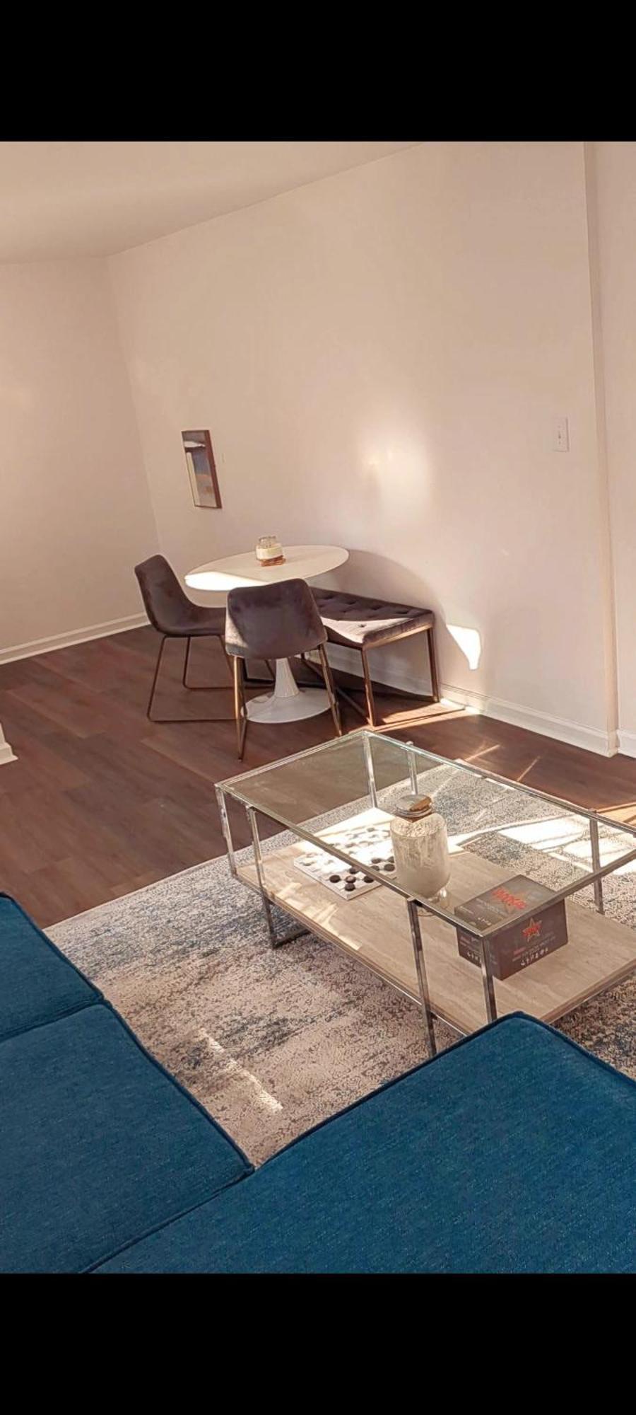 Garden Level Gem Of A 1br Suite! *